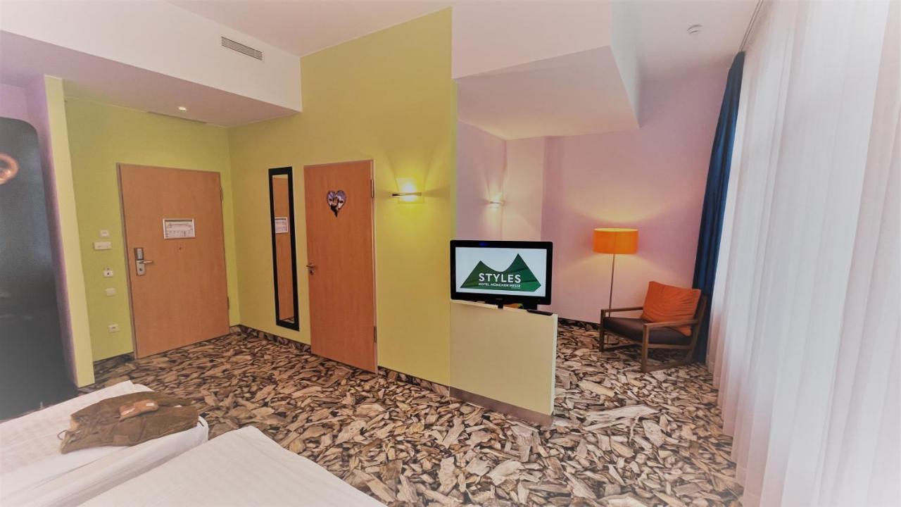 Hotel ibis Styles München Ost Messe Exterior foto