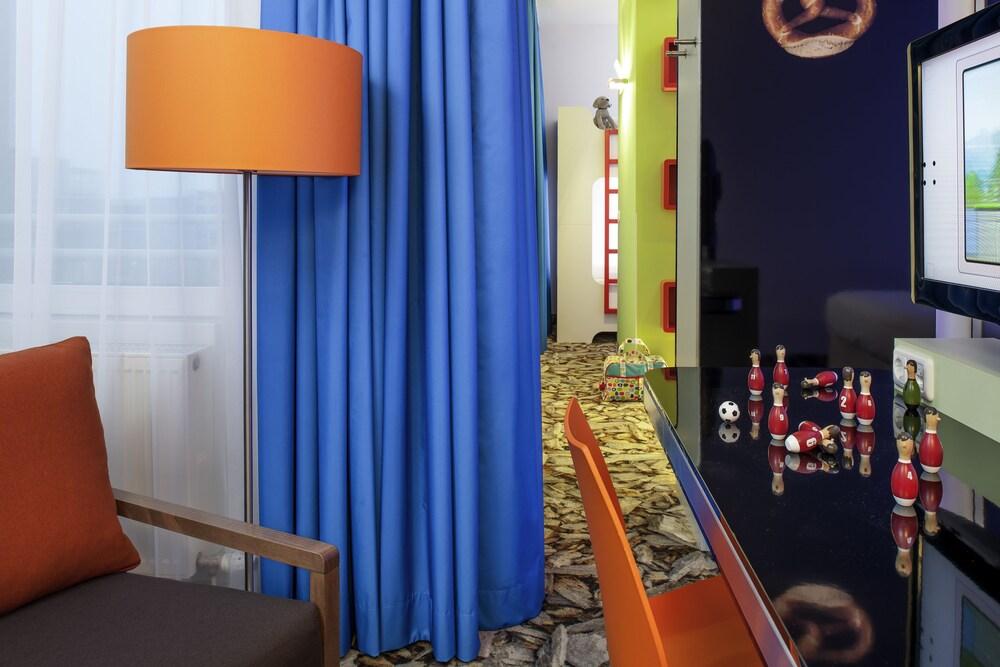 Hotel ibis Styles München Ost Messe Exterior foto