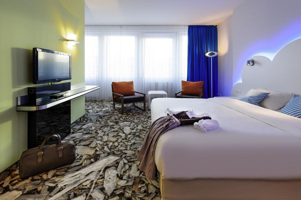 Hotel ibis Styles München Ost Messe Exterior foto